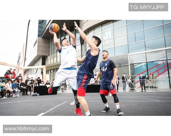 成都篮球队区域防守革新之路探索与实践分析